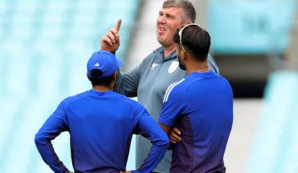 Oval curator who silenced Gambhir and stole the show