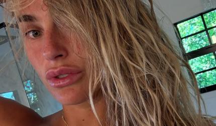 Sabalenka Shocks Fans with Holiday Pic