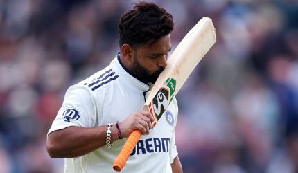 Pant's Noble Gesture Warms Hearts