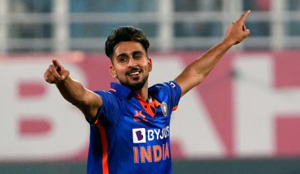 Umran could be KKR's 'X-factor' in IPL 2026: Narine