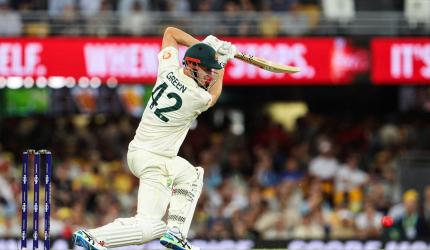Green warns Australia against complacency despite lead