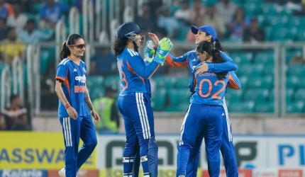 Fielding a concern, but India eye series sweep  