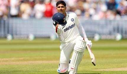'Gill makes it look so easy on big stage'