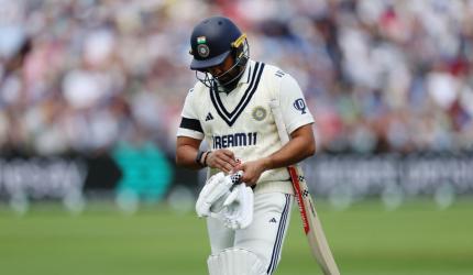 Fans Frustrated as Karun Nair Fails to Find His Rhythm