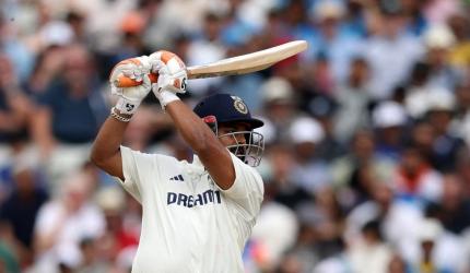 Another day, another record for Pant