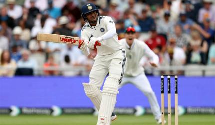'Indian cricket is in safe hands': Karthik hails Gill