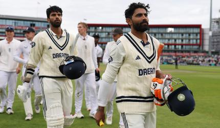 Boycott defends Jadeja, Sundar 'who deserved century'