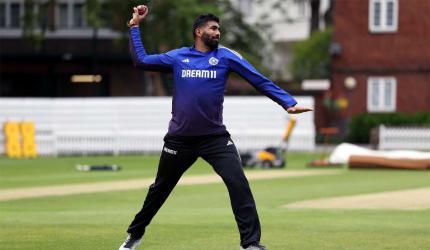 'India has a strong squad': Anderson warns England