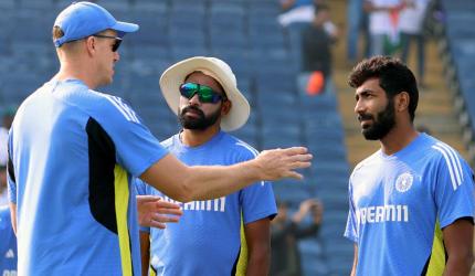 Morkel urges Bumrah & Co to show 'character'