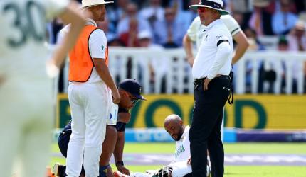 Bavuma out; Maharaj to captain SA in Zimbabwe series