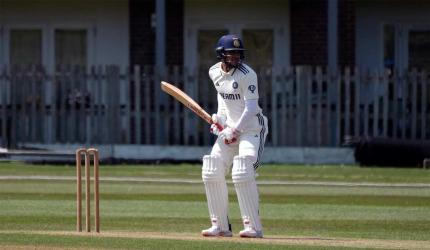 'Be the best batter you can be': Karthik tells Gill