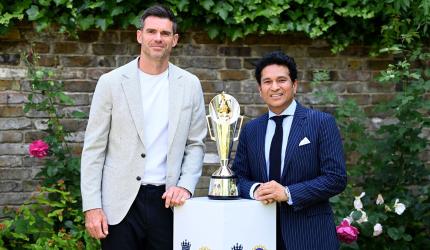 'I feel out of place': Anderson on sharing trophy with Sachin