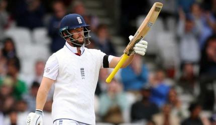 Day 5 PIX: England Dominate As India Struggle