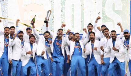 'Bahut, Bahut Mubarak Ho India Ko'