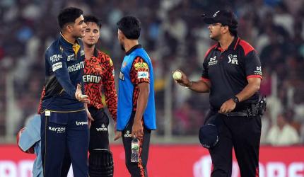 Shubman Gill Clashes With Umpires!