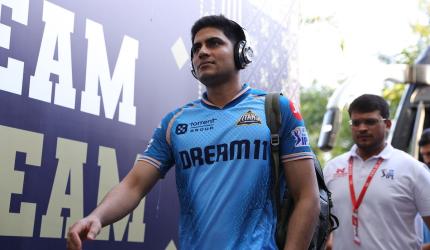 Captaincy sits lightly on Gill