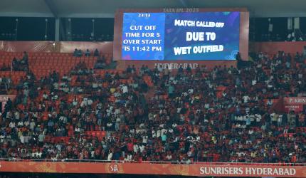 PIX: SRH knocked out after match abandoned due to rain