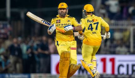 PIX: Dhoni the finisher crushes KKR's playoff hopes