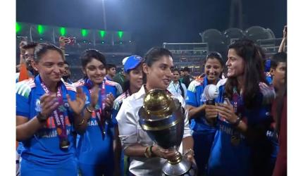 Proud Mithali, Tearful Jhulan With World Cup