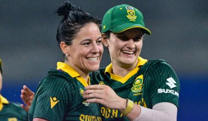Women's WC: SA humiliate Pak for fifth win in a row