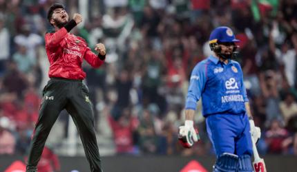 Asia Cup: Bangladesh edge Afghanistan to keep hopes alive