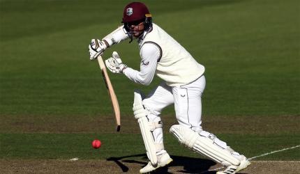 WI recall Chanderpaul for India Tests; Brathwaite axed