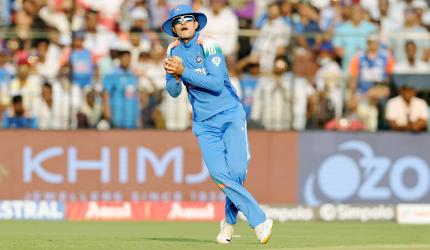 'Ring of fire': Why taking high catches is tough in Dubai