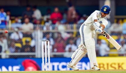 Ranji Trophy: Plucky K'taka to test Mumbai's pedigree