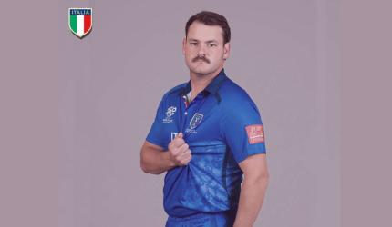 Inspired by Warne, Manenti Stars in Italy's Historic Win