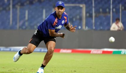 T20 WC: Rain Threat For India Vs Pakistan Match In Colombo