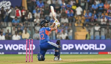 Can India's batting might tame Pakistan's spin threat?