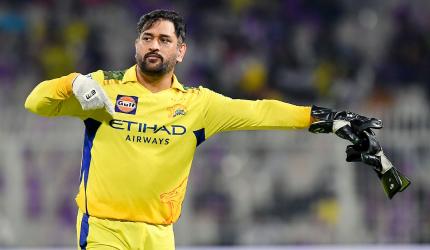 Confirmed! Dhoni To Play For CSK in IPL 2026