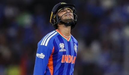 T20 World Cup: Abhishek Sharma Flops Again!