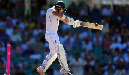 'A star is born': Bethell joins elite with SCG century