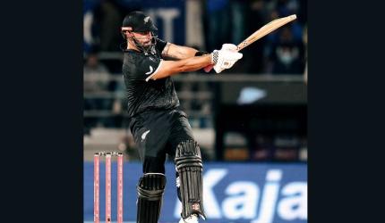 Mitchell's unseen grind pays off in Indian conditions