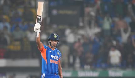 Not Just A Spin Basher! Dube's Six-Hitting Carnage