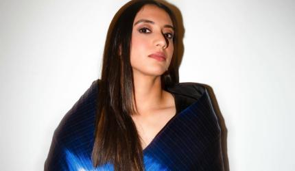 Smriti Mandhana turns heads with stunning glam transformation