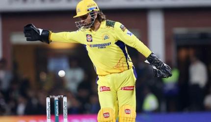 Dhoni to miss first two weeks of IPL due to calf strain