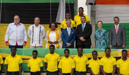 Jaishankar's big gift wows Jamaica cricket fans