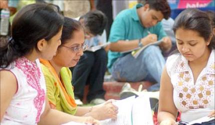 Expert tips to ace IBPS Bank PO exam