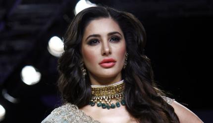 Whoa! Have you seen Nargis in a choli?