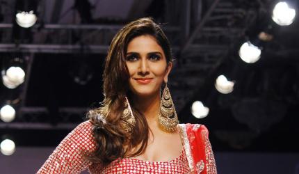 #TuesdayTrivia: Vaani Kapoor starred in the Tamil remake of which Bollywood hit?