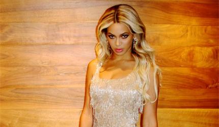 Beyonce, Miley, Sonam: HOT celeb styles for Valentine's Day!