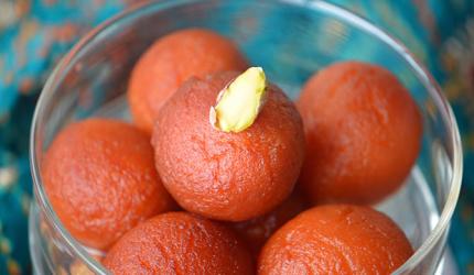 Melt-in-your-mouth Gulab Jamun recipe