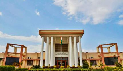 CampusAlert: Slowdown hits new IIMs