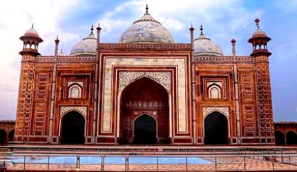 Photos! 8 stunning mosques from across the world