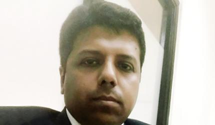 Advice to 15-yr-old self: 'Life's not all about money'