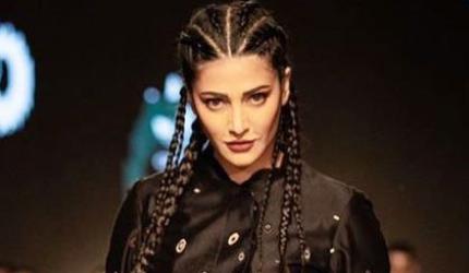 Why is Shruti looking so fierce?