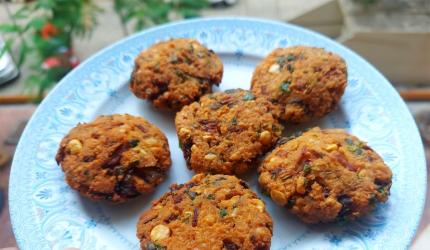 Recipe: Sunita's Crispy Dal Vada