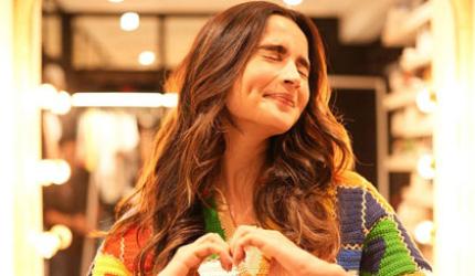 We Heart Alia's Shaandaar Style!